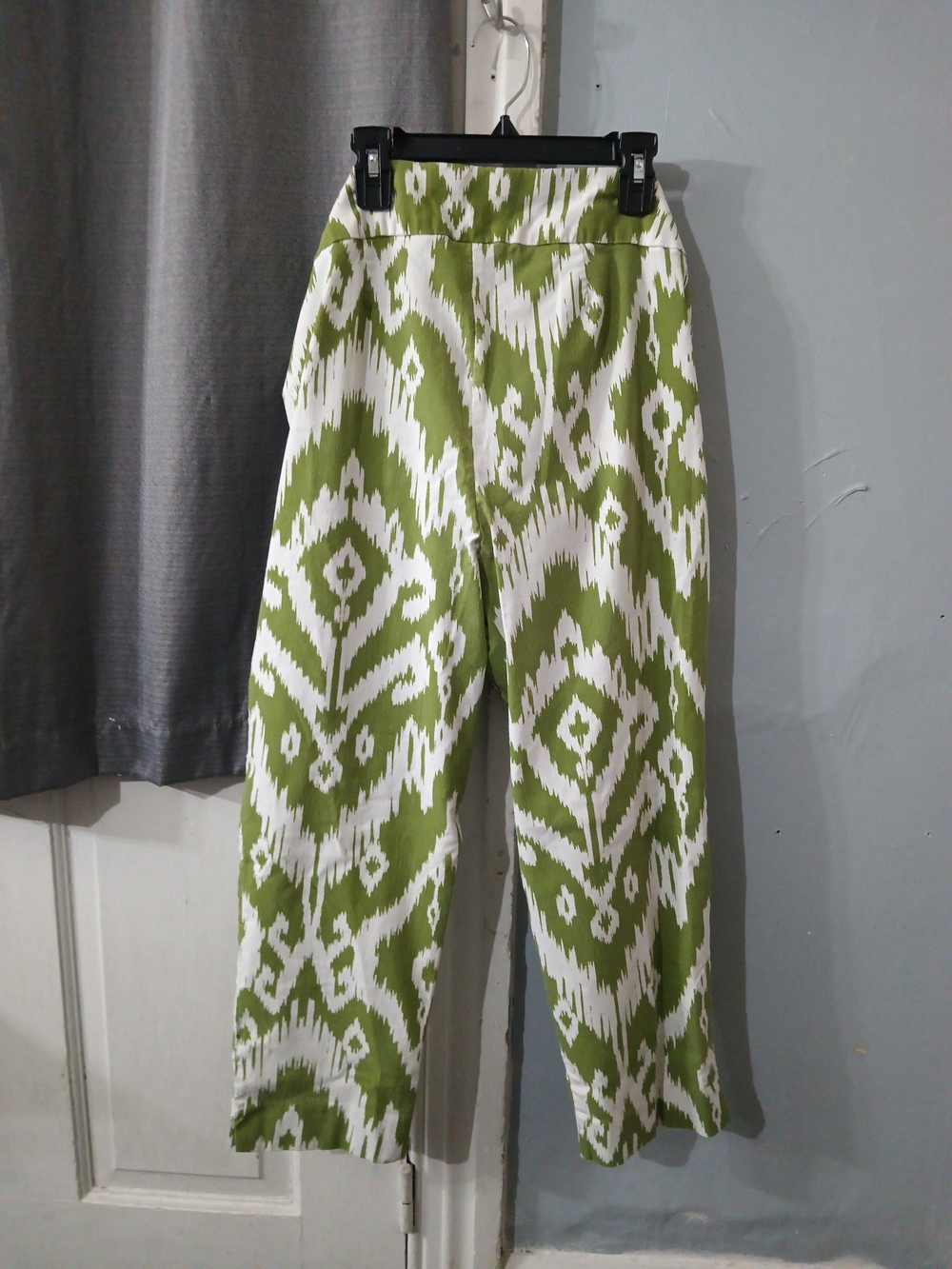 Chico's Olive & White Ikat Wide-Leg Pants